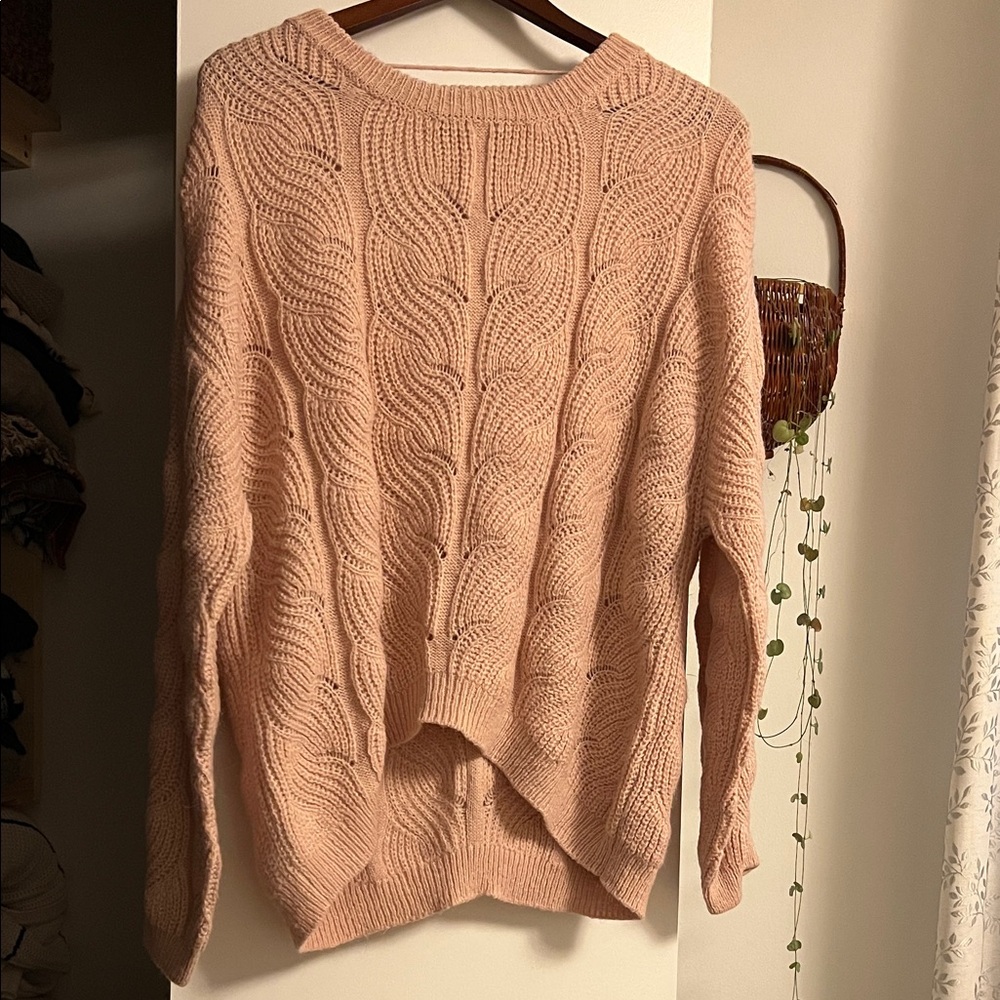 Cable Knit Sweater in Soft Pink